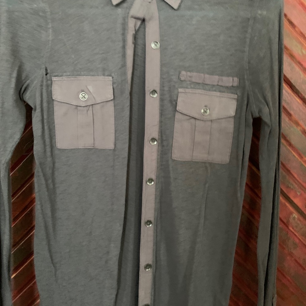 Fitted button down J Crew - Picture 3 of 4